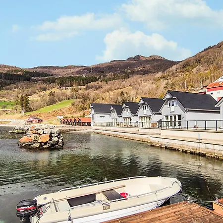 Lovely In With Wifi Holiday home *